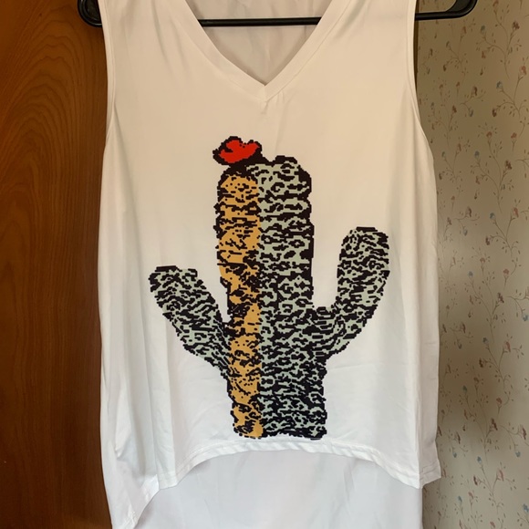 Cactus Athletic Muscle Tank NWOT - Picture 1 of 2
